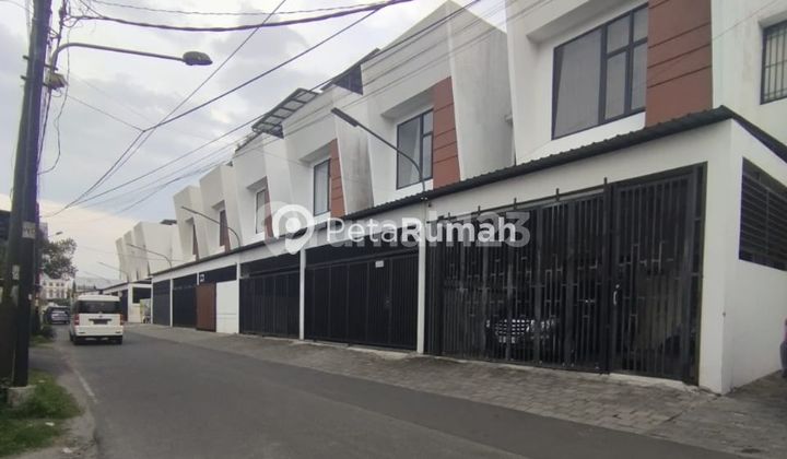For Sale Villa on Jalan Setia Baru, Villa Rukun Mas Complex - Adam Malik Area