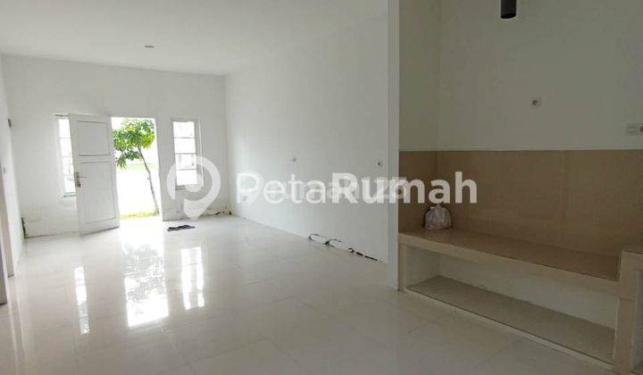 Rumah Komplek Merci Cluster Rotterdam 4