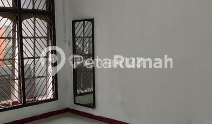 Disewakan Ruko Jalan Kalimantan Full Perabotan Fenny 6