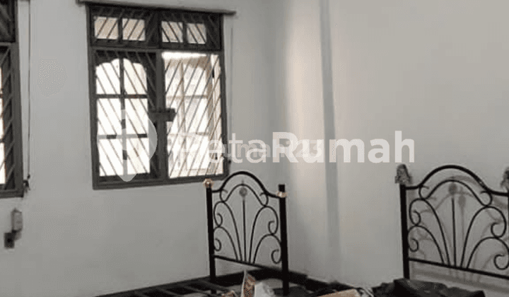 Disewakan Ruko Jalan Kalimantan Full Perabotan Fenny 9