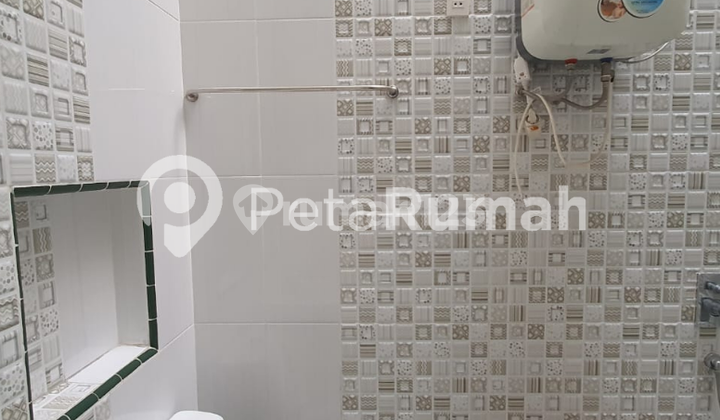 DISEWAKAN RUMAH KOMPLEK CEMARA HIJAU;Indra Jaya  6