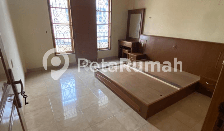 Ruko Jalan Pukat Iii Kondisi Siap Huni  11