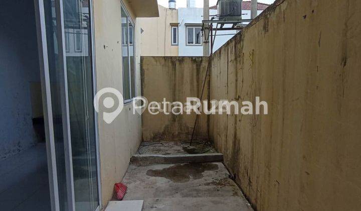 DISEWAKAN RUMAH KOMPLEK GREEN PARK TIPE MAPLE 9