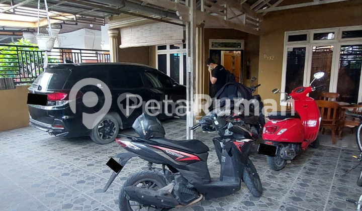 DIJUAL RUMAH KOMPLEK GRIYA WISATA INDAH JOHOR;Christopher Hadinata  1