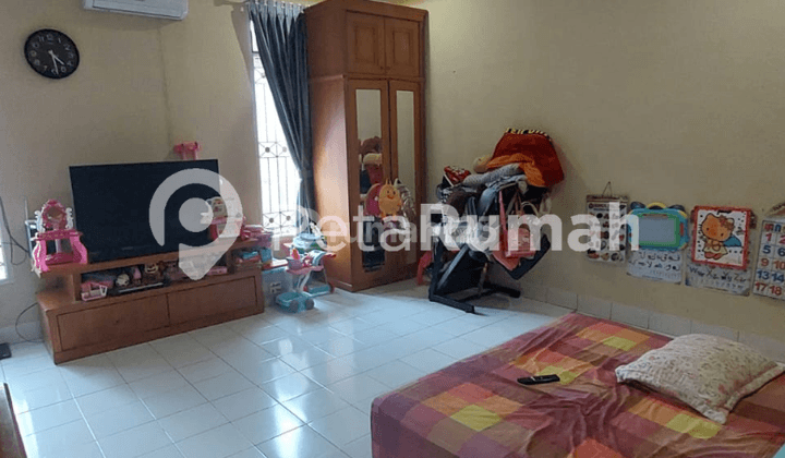 DIJUAL RUMAH KOMPLEK GRIYA WISATA INDAH JOHOR;Christopher Hadinata  17