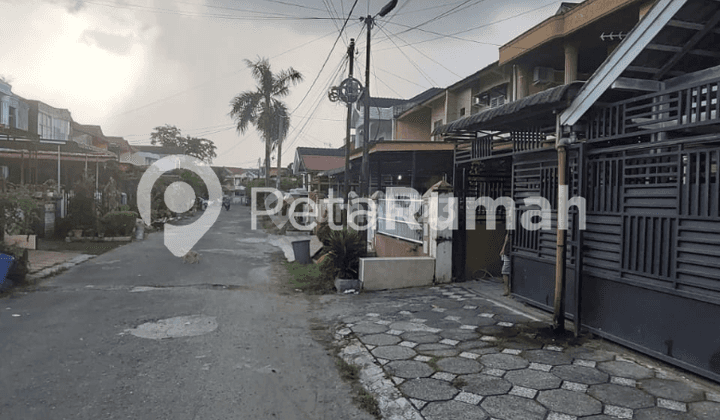 DIJUAL RUMAH KOMPLEK GRIYA WISATA INDAH JOHOR;Christopher Hadinata  26