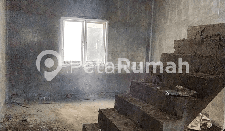 Ruko 2 Lantai Cocok Buka Usaha Jalan Pelita  2
