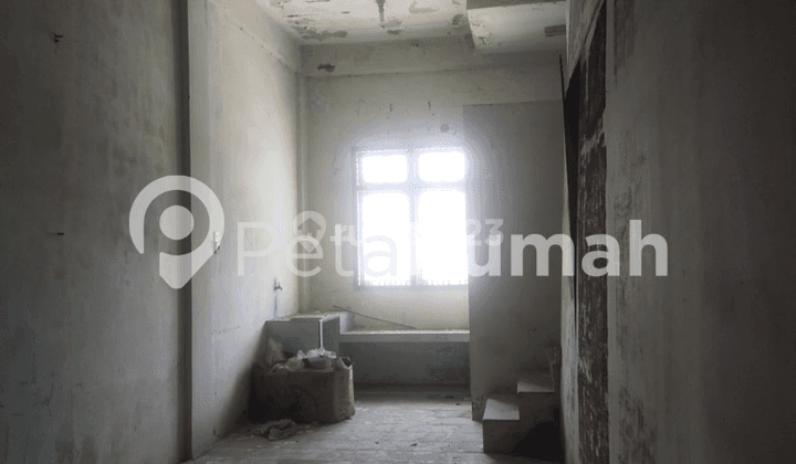 Dijual Ruko Jalan Adam Malik Henni wiropo 7