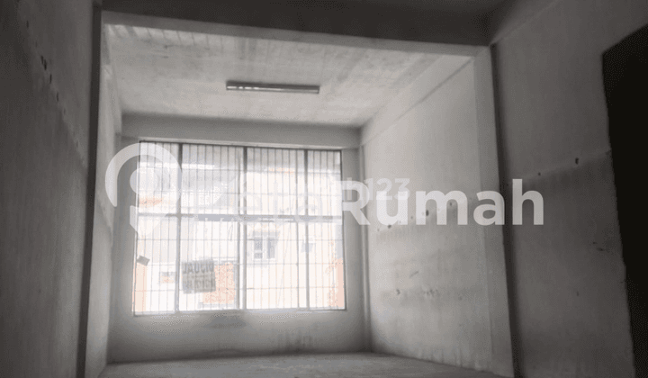 Dijual Ruko Jalan Adam Malik Henni wiropo 12