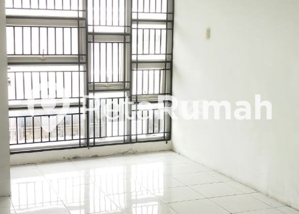 Disewakan Rumah Jalan Insfeksi Komplek Victoria Townhouse Acai 13