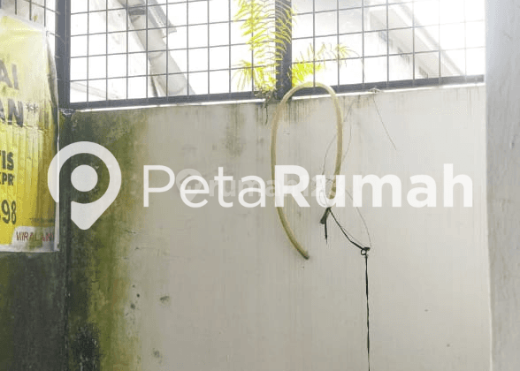 Disewakan Rumah Jalan Insfeksi Komplek Victoria Townhouse Acai 15
