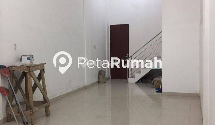 Ruko 3 Lantai Siap Huni Jalan Danau Jempang Medan Barat 3