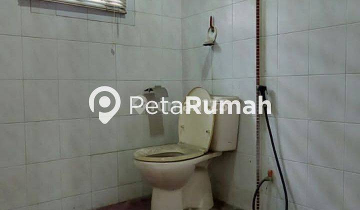 Ruko 3 Lantai Jalan Ambon Posisi Area Perkantoran  11