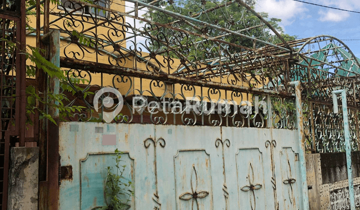 Villa Jl. Budi Kemakmuran Komplek Budi Kemuliaan 1