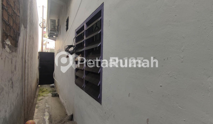 Villa Jalan Brigjend Zein Hamid Komplek Sado Permai