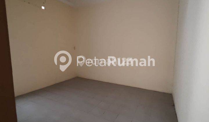 Gudang Jalan Veteran Pasar Vi  2