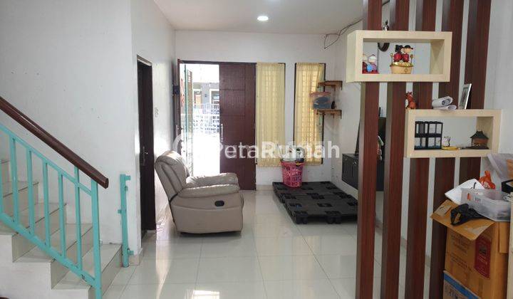 Villa Jalan Abdul Hakim Komplek Setia Budi Garden 5