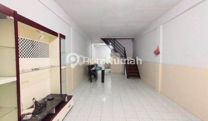 Rumah Jalan Sutrisno Berada di Pusat Kota 5