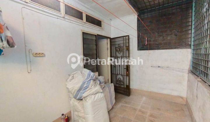 Rumah Jalan Sutrisno Berada di Pusat Kota 9