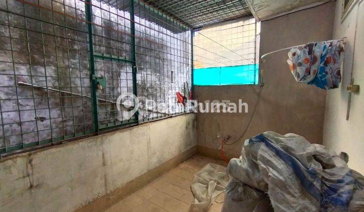 Rumah Jalan Sutrisno Berada di Pusat Kota 8