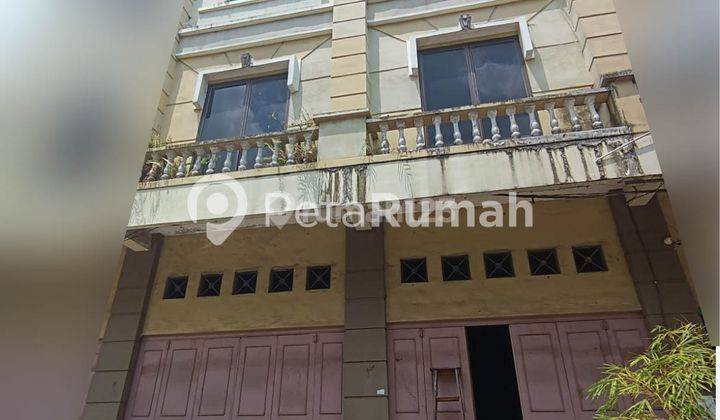 Ruko Gandeng Jalan Williem Iskandar Komplek Mmtc 2