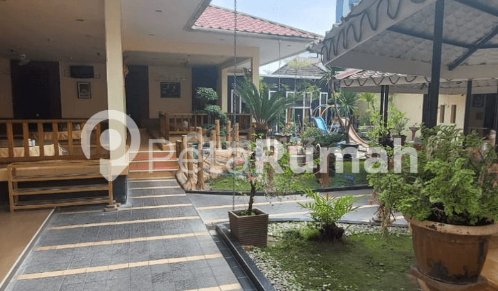 Ruang Usaha Cocok Untuk Restaurant Cafe Jalan Besar Gajah Mada  5