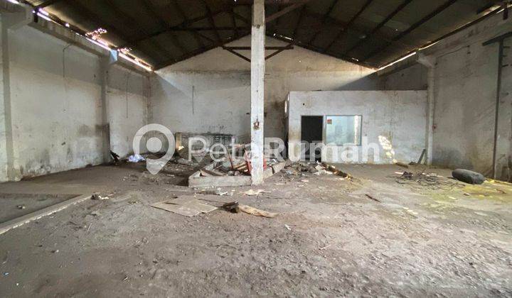 Gudang SHM Seluas 252m2 Jalan Rahayu Lokasi  2