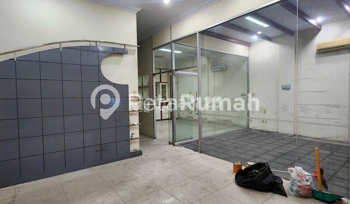 Ruko Jalan Gajah Mada Lokasi Strategis Berada di Pinggir Jalan 2