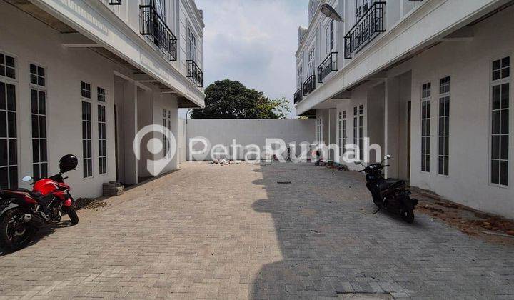 Town House Jalan Pelita Komplek Sunrise Residence 2