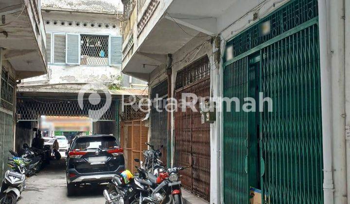 Townhouse Jalan Sutomo Gang Buntu  1