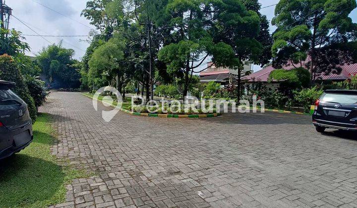 VILLA JALAN KOLONEL YOS SUDARSO DALAM 1