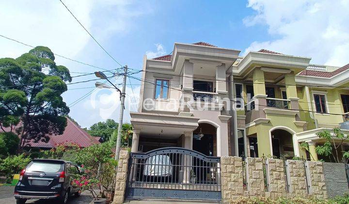 VILLA JALAN KOLONEL YOS SUDARSO DALAM 2