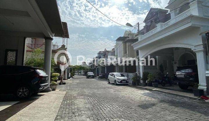  VILLA JALAN HARMONIKA BARU KOMPLEK ASTORIA  1