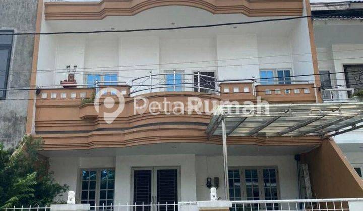 VILLA JALAN MALIBU ALAM RAYA KOMPLEK TAMAN MALIBU INDAH  1