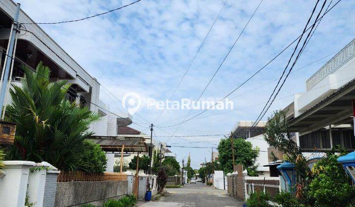 VILLA JALAN POLONIA KOMPLEK TAMAN POLONIA INDAH 2 1