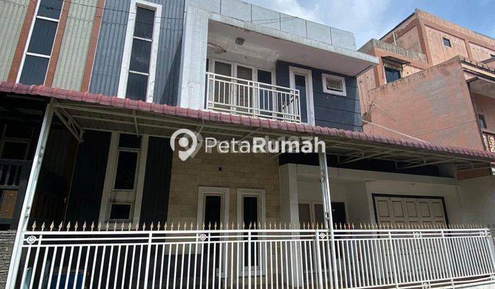 Villa Komplek Karya Jaya Townhouse 1