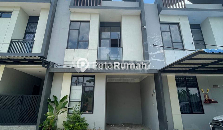 Villa Jalan Karya Bersama Villa River Place | Daerah Titi Kuning Villa Jalan Karya Bersama Villa River Place | Daerah Titi Kuning