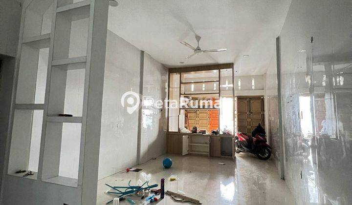 DISEWA TOWNHOUSE JALAN BRIGJEND KATAMSO KOMPLEK KOPEL INDAH 2