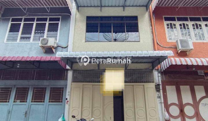  Townhouse Jalan Brigjend Katamso Gang Barisan  1