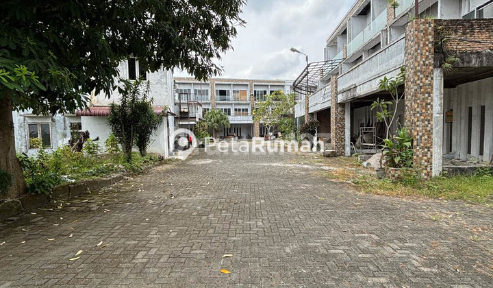 Kalving Tanah Komplek Lacoste Paradise - Jl. Besar Sunggal