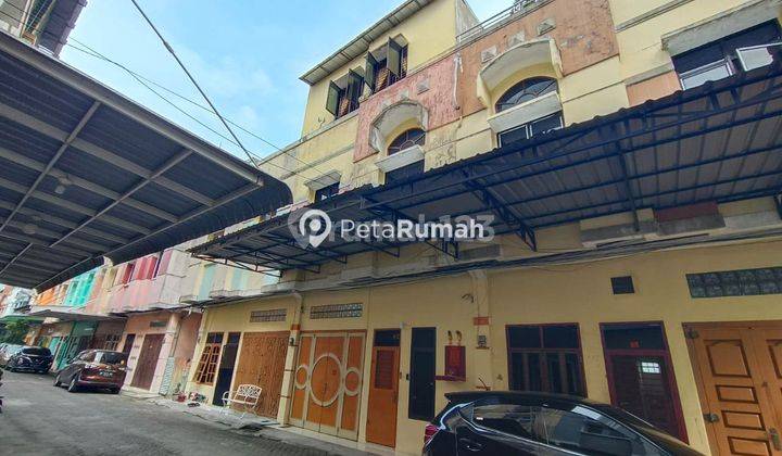 Townhouse Jalan Brigjend Zein Hamid Gang Pribadi 1