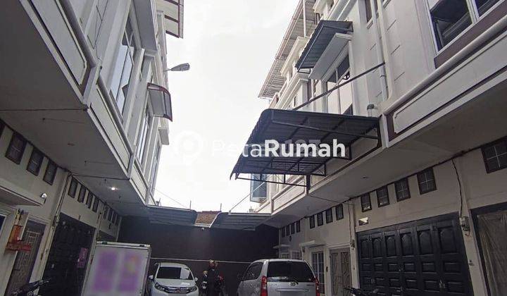  TOWNHOUSE JALAN KARYA BAKTI KOMPLEK MENTARI PERMATA  1