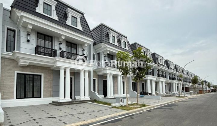 For Sale Luxury Villa in Citraland Sampali Complex, Ready to Occupied, 9 Meters Wide