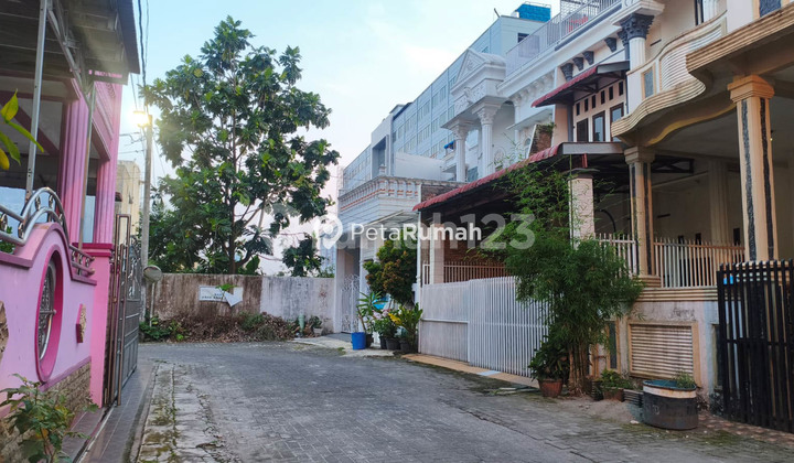 Villa Jalan Adbul Hakim Komplek Classic Iii - Daerah Setia Budi Villa Jalan Adbul Hakim Komplek Classic Iii - Daerah Setia Budi