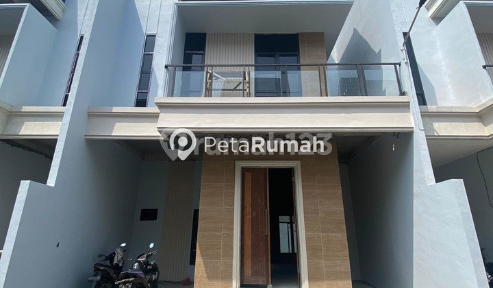 Villa Jalan Kalpataru Komplek Reyhan Haus 2 | Daerah Helvetia Timur