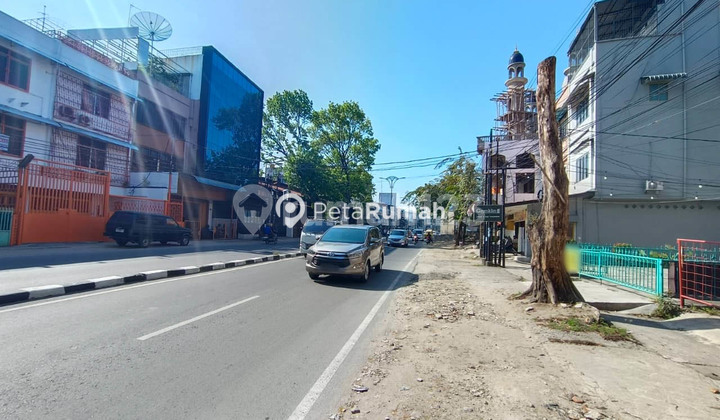 Ruko Jalan Besar Yos Sudarso - Glugur 2