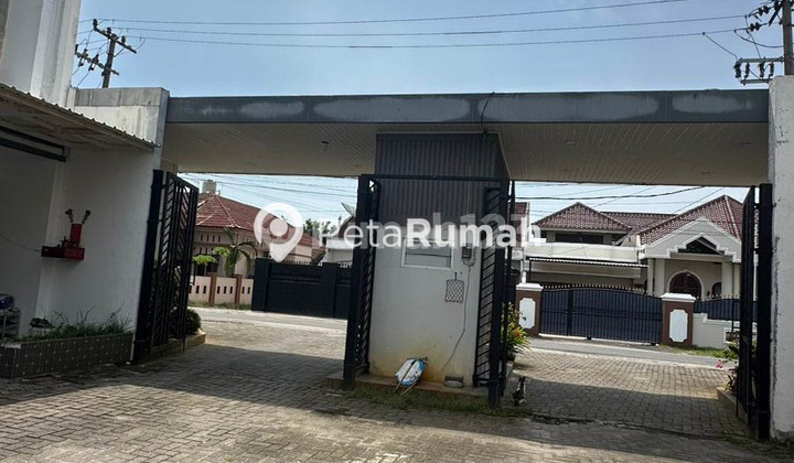 VILLA JALAN PERSATUAN KOMPLEK CASAMIGO | MEDAN HELVETIA
