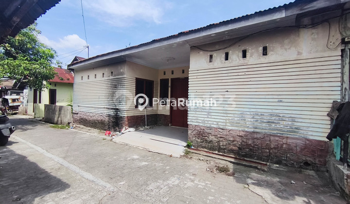 PUKAT II STREET, MELATI SENJA ALLEY HOUSE | AKSARA - MANDALA AREA PUKAT II STREET, MELATI SENJA ALLEY HOUSE | AKSARA - MANDALA AREA