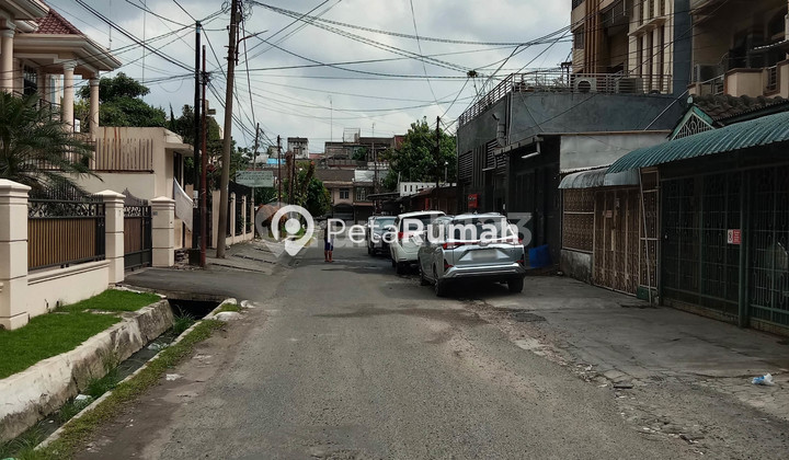 RUMAH JALAN DEWA RUCI 2