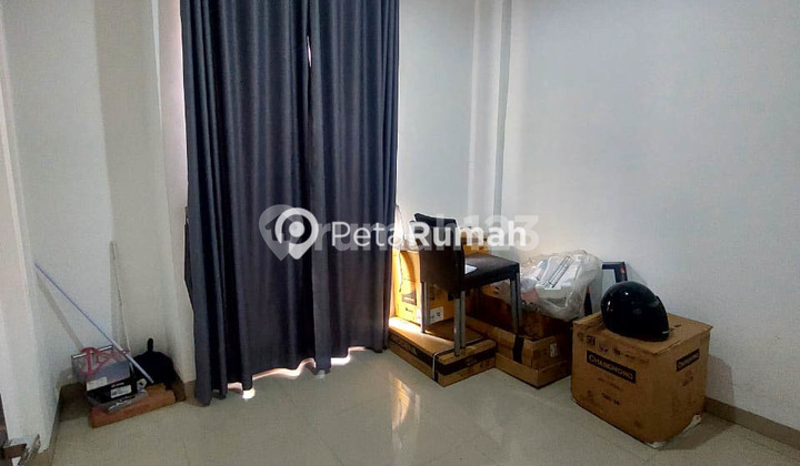 Villa Jalan Bunga Terompet Komplek Mayfair Residence Type Vanda | Near Jamin Ginting